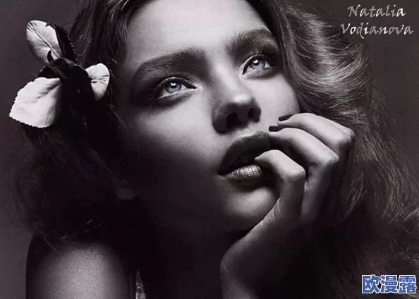 女人下面欣赏:探讨女性身体美的多样性与文化视角,重新定义审美标准与自我认同的重要性 女人下面欣赏:探讨女性身体美的多样性与文化视角,重新定义审美标准与自我认同的重要性