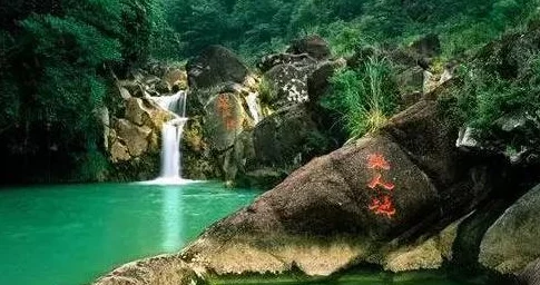 亚洲精品一线二线三线四线五线：探讨中国城市发展与经济差异的多维度分析及其对社会结构的影响