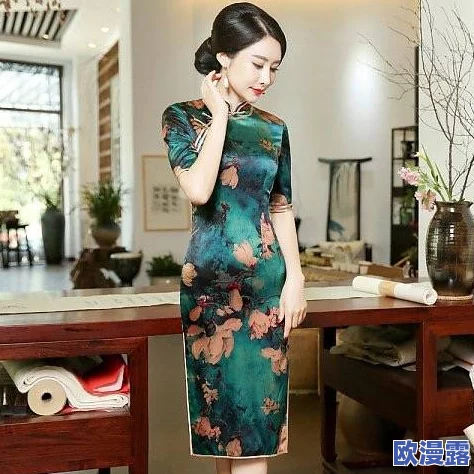 老师穿黑色双开真丝旗袍的由来:从传统文化到现代时尚的演变与影响分析 老师穿黑色双开真丝旗袍的由来:从传统文化到现代时尚的演变与影响分析