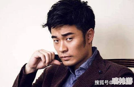 jjzz8：某男星被曝与多名女明星绯闻缠身，经纪公司紧急辟谣称其为传言捏造