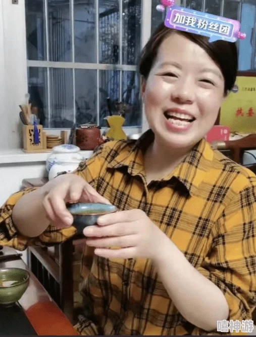 我儿媳妇叫方静我儿子叫何其翔，家庭幸福美满，生活充满欢声笑语，共同迎接未来的每一天