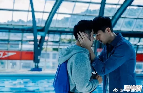 体育生空少玩Gay,用户评价:这部作品真实展现了青春的迷茫与探索,让人感同身受,值得一看! 体育生空少玩Gay,用户评价:这部作品真实展现了青春的迷茫与探索,让人感同身受,值得一看!