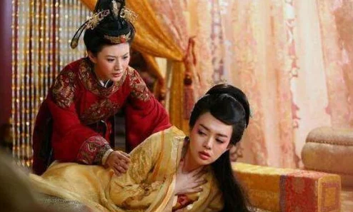 上官婉儿拿一支笔稿自己视频,展现才华与创意,引发网友热议与关注 上官婉儿拿一支笔稿自己视频,展现才华与创意,引发网友热议与关注