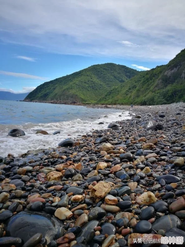 福建大菠萝导航官方隐藏，网友纷纷表示期待更多功能与透明度，希望能改善用户体验和信息获取的便利性