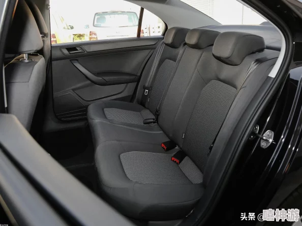 福建大菠萝导航官方隐藏，网友纷纷表示期待更多功能与透明度，希望能改善用户体验和信息获取的便利性