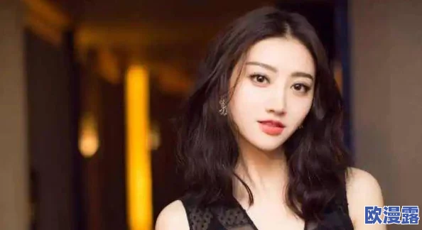 河北彩花ssis531无码：传闻她与神秘富豪恋情曝光，背后故事引发网友热议！