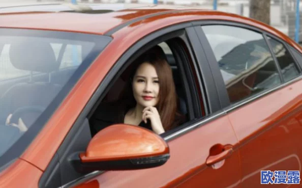 沫沫镜子反光的录屏截图：记录下她在镜前的独特瞬间与心情变化，展现生活中的小确幸与自我反思