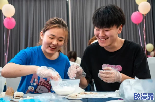 男生女生二人世界拨萝卜：在这个充满趣味的互动中，男女主角共同体验生活中的乐趣与挑战，展现出彼此之间的默契与合作
