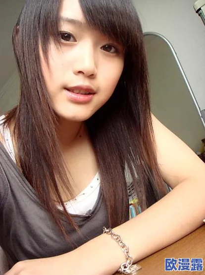 麻豆苏语棠美艳房东，因其出众的外貌和独特的个性而受到关注，她在社交媒体上分享生活点滴，引发网友热议