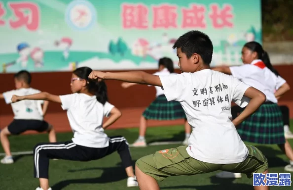 黑皮体育生体育学校体能训练：训练过程中竟发现学生心脏骤停，现场医生紧急施救令人心惊胆战！