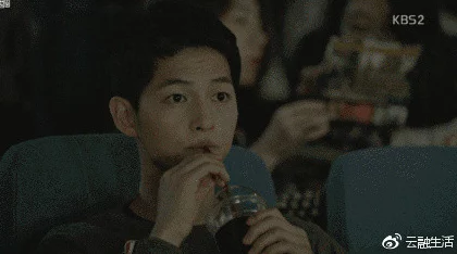 坤坤寒进坎坎里视频：恋情曝光！网友疑似目击两人秘密约会，绯闻传得沸沸扬扬