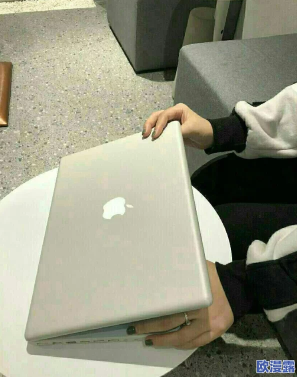 2018和2019款Macbook Pro:深入分析这两款笔记本电脑的主要特点、性能提升及用户体验对比,帮助消费者做出明智选择 2018和2019款Macbook Pro:深入分析这两款笔记本电脑的主要特点、性能提升及用户体验对比,帮助消费者做出明智选择