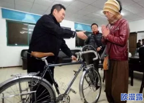 震惊！亲欲乱公车小说引发社会热议，背后隐藏的真相让人难以置信，网友纷纷发表激烈看法！