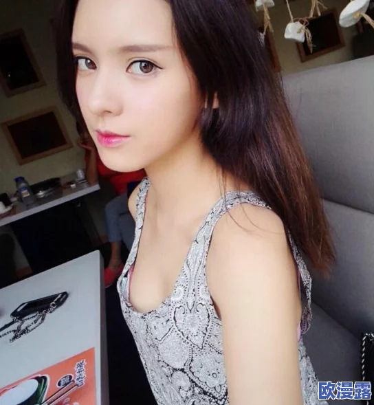 震惊！亚洲精品福利网泷泽萝拉竟然被曝出隐藏身份，背后真相令人难以置信！