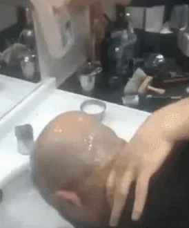 男女性gif抽搐出入视频引发热议，网友纷纷讨论其背后的文化现象与社会影响，相关话题持续升温