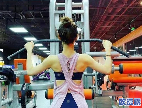教练扒我胸衣吸我奶，运动员心理辅导与身体界限的重要性分析与探讨