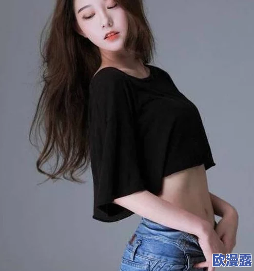 美女精品永久福利在线：最新潮流趋势与时尚搭配，助你提升魅力指数，尽享生活中的每一刻！