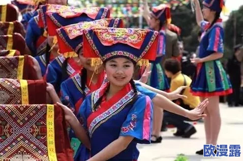 高清美女直播刺激视频：最新互动玩法引发热议，观众纷纷参与体验，享受前所未有的视觉盛宴！