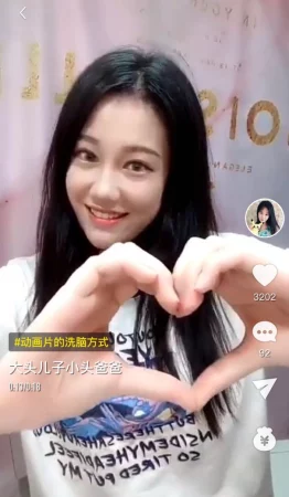 大菠萝福利导航app全新动态上线，用户体验再升级，丰富内容与功能等你来发现！