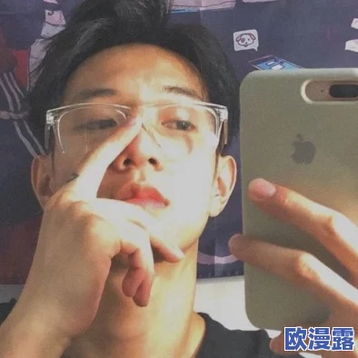男人吃男人的坤:当代社会中男性情感与生存压力的深度剖析与反思 男人吃男人的坤:当代社会中男性情感与生存压力的深度剖析与反思
