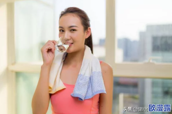 14末发育娇小性色XXXX，探讨了青春期发育不全对个体心理和生理的影响，以及社会对这一现象的认知与接受度