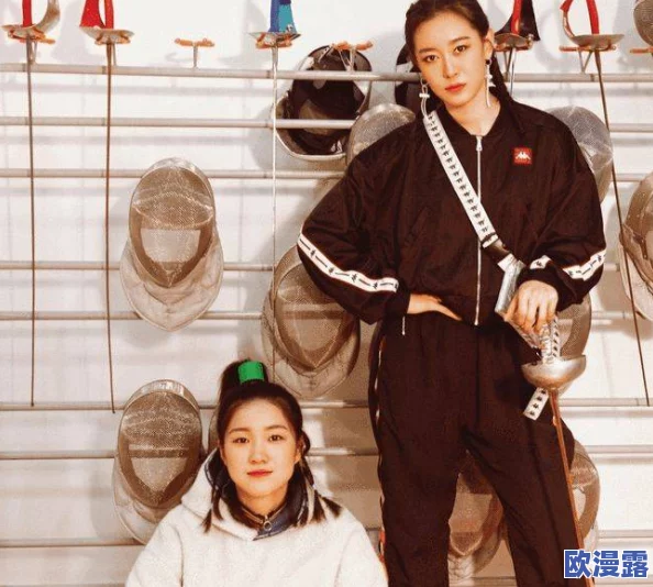 美女逼逼图片:最新动态展示了多位模特的时尚风格与个性魅力,吸引了众多网友的关注与讨论 美女逼逼图片:最新动态展示了多位模特的时尚风格与个性魅力,吸引了众多网友的关注与讨论