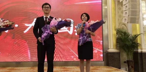 姐弟黄*:最新动态曝光,兄妹情深再度引发关注,生活点滴分享温暖人心 姐弟黄*:最新动态曝光,兄妹情深再度引发关注,生活点滴分享温暖人心