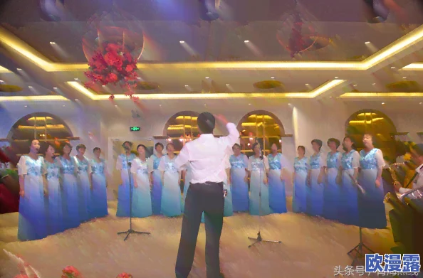 探索男人与女人之间的动态互动：一场视觉盛宴中的情感交织与生活瞬间