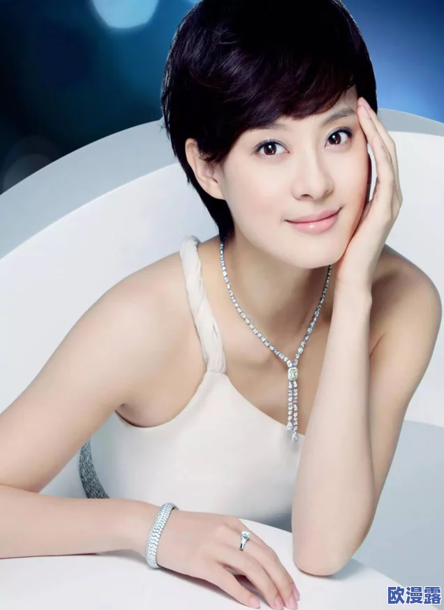 杉原杏璃:突破界限的魅力之旅,揭开最劲爆大尺度激情背后的秘密与故事 杉原杏璃:突破界限的魅力之旅,揭开最劲爆大尺度激情背后的秘密与故事