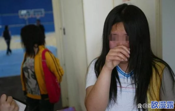 国产女高中生被c视频引发热议,网友纷纷讨论事件背后的社会问题与青少年心理健康 国产女高中生被c视频引发热议,网友纷纷讨论事件背后的社会问题与青少年心理健康