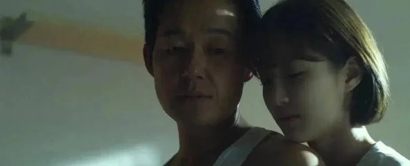 探索韩国影视中的边摸边做大尺度床戏:情感与欲望交织的视觉盛宴 探索韩国影视中的边摸边做大尺度床戏:情感与欲望交织的视觉盛宴