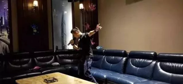 在私人影院里嗯啊h，网友们纷纷表示这种体验既新奇又刺激，但也有人认为过于隐私不适合公开讨论