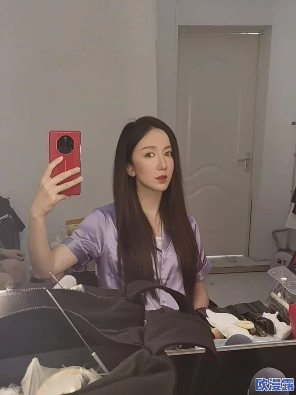欧美综合自拍亚洲综合图近日引发热议众多网友分享个人自拍作品展现独特风格与创意吸引了大量关注和讨论 欧美综合自拍亚洲综合图近日引发热议众多网友分享个人自拍作品展现独特风格与创意吸引了大量关注和讨论